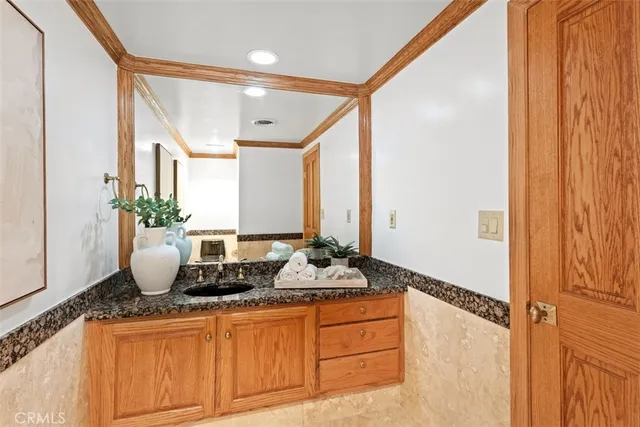 $2,150,000 | 6421 East Bixby Hill Road, Long Beach, CA 90815