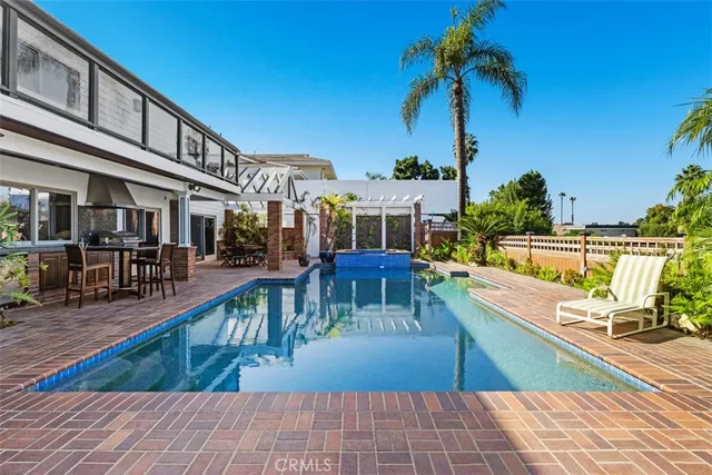 $2,150,000 | 6421 East Bixby Hill Road, Long Beach, CA 90815
