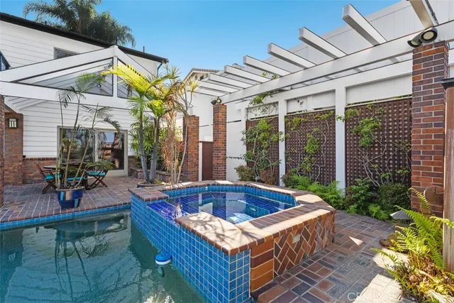 $2,150,000 | 6421 East Bixby Hill Road, Long Beach, CA 90815