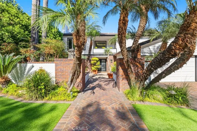 $2,150,000 | 6421 East Bixby Hill Road, Long Beach, CA 90815