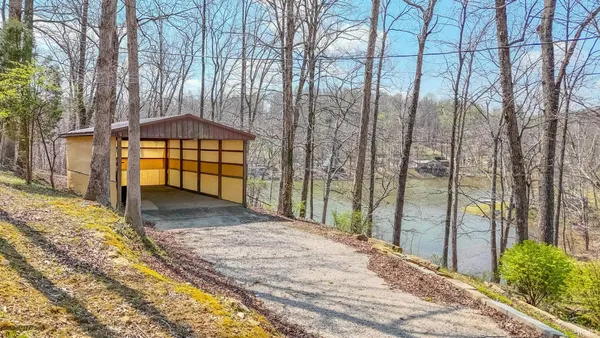 $207,000 | 4738 Echo Lake Circle, Tell City, IN 47586