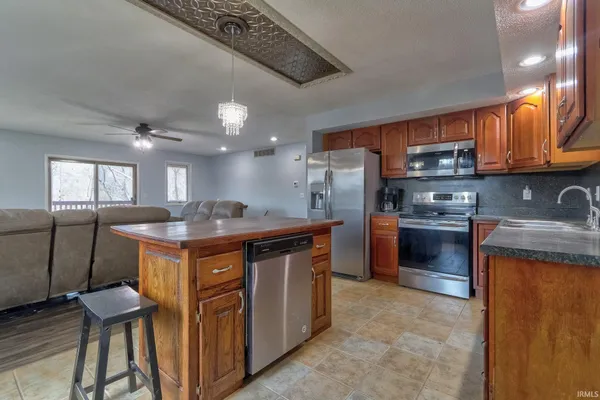 $207,000 | 4738 Echo Lake Circle, Tell City, IN 47586