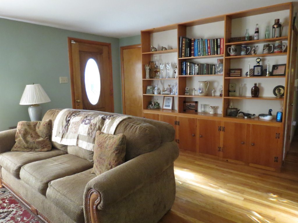 662 Portland Street Rochester, NH 03867 - Photo 8 of 25