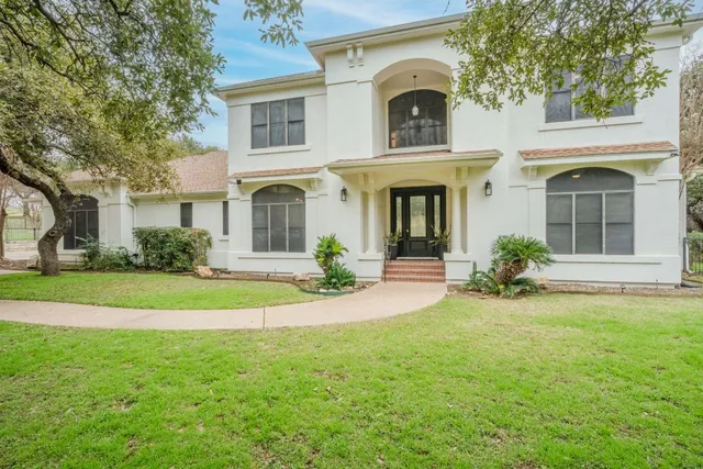 $1,249,888 | 608 Lakeway Drive, Lakeway, TX 78734