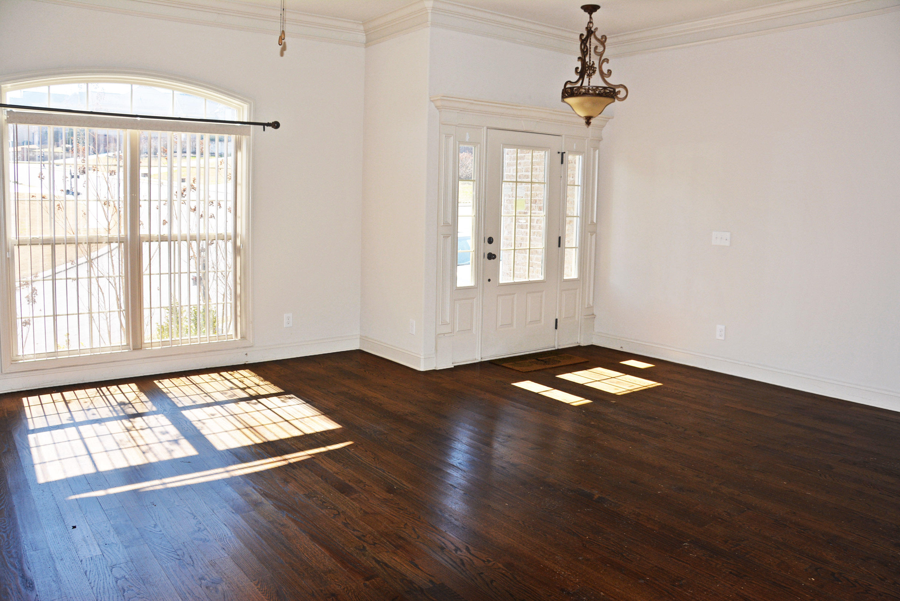 6556 Kenton Ridge Circle, Unit 10 Chattanooga, TN 37421 - Photo 2 of 18 Great Room