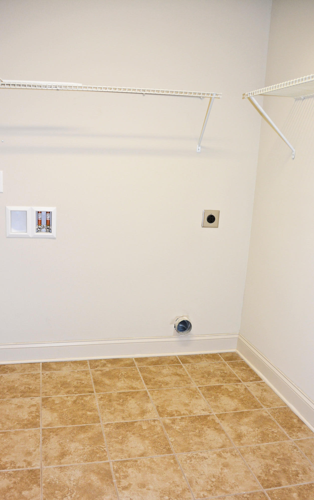 6556 Kenton Ridge Circle, Unit 10 Chattanooga, TN 37421 - Photo 14 of 18 Laundry Room