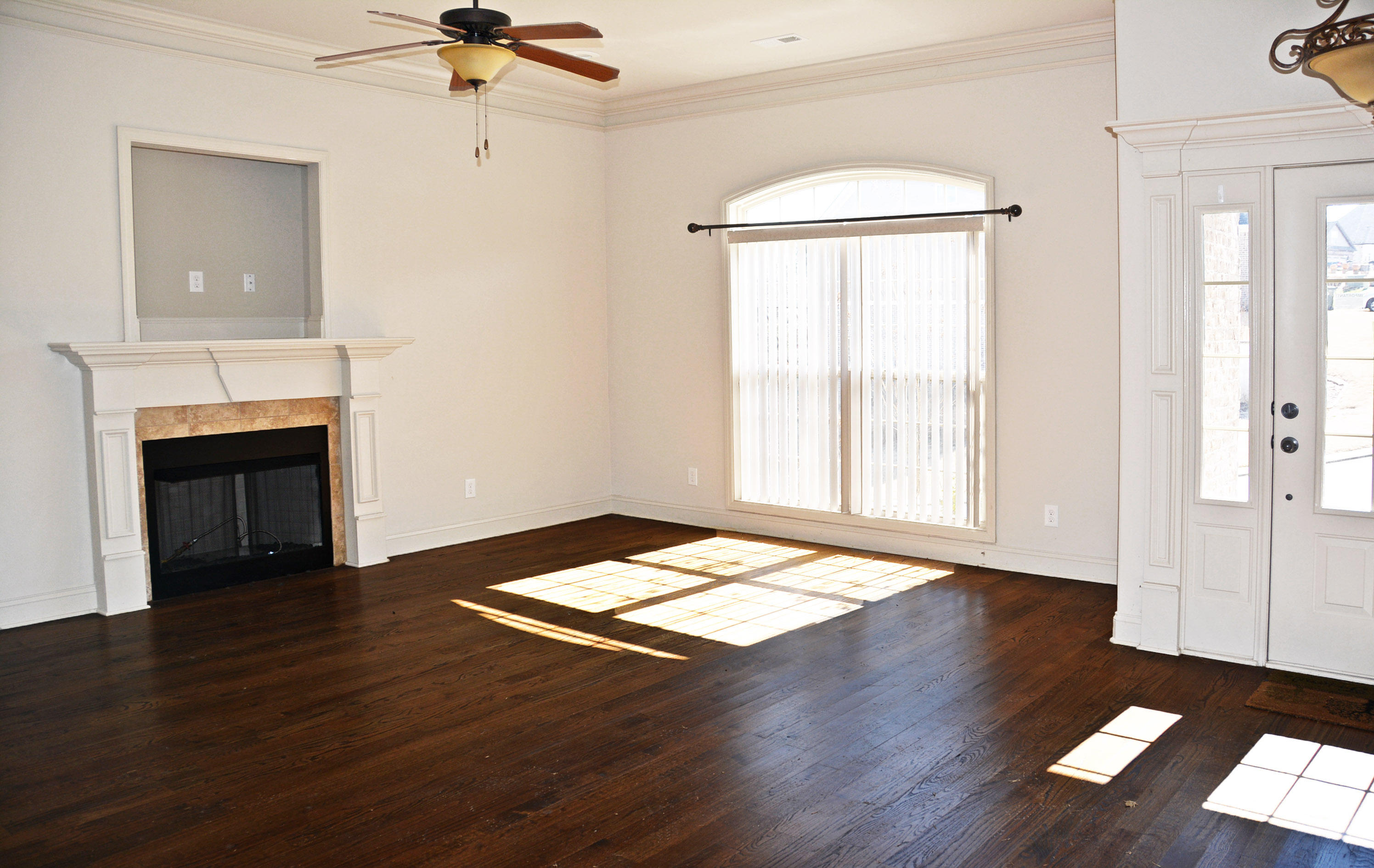6556 Kenton Ridge Circle, Unit 10 Chattanooga, TN 37421 - Photo 3 of 18 .
