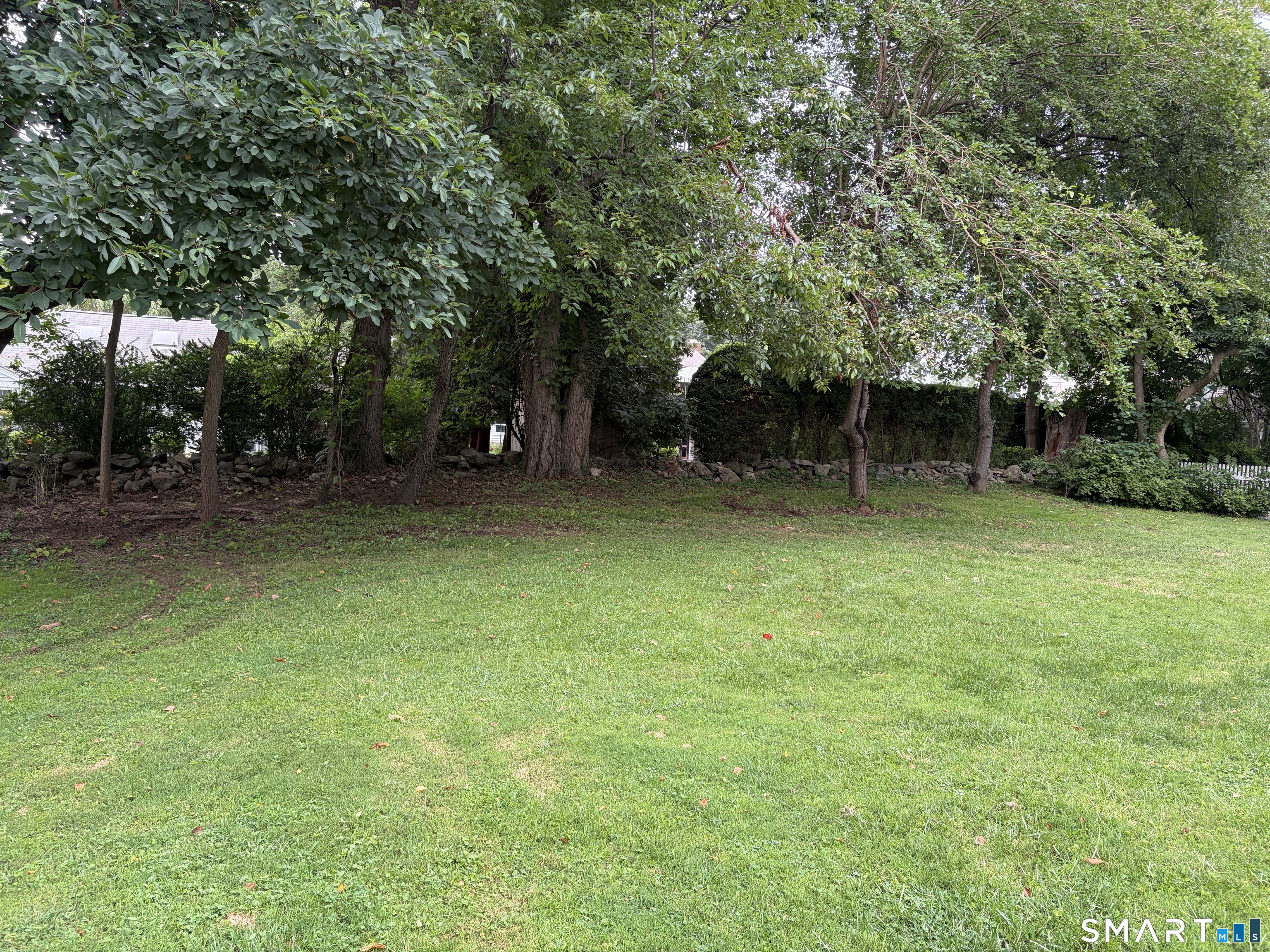 14 Stonybrook Road Fairfield, CT 06824 - Photo 30 of 30 Gallery Image 30
