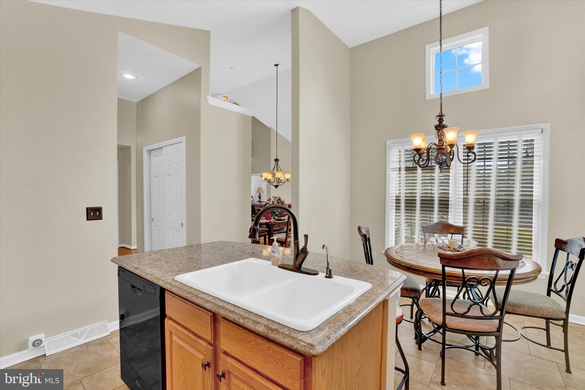 3173 South Salem Church Road, Unit 3173 York, PA 17408 - Photo 9 of 32