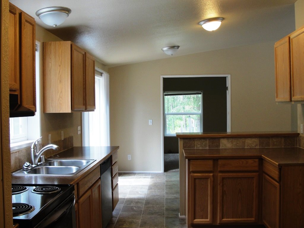 231 North Shore Diamond Lake Road Newport, WA 99156 - Photo 13 of 20 Gallery Image 13