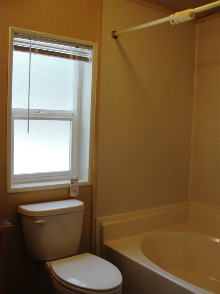 231 North Shore Diamond Lake Road Newport, WA 99156 - Photo 10 of 20 Gallery Image 10