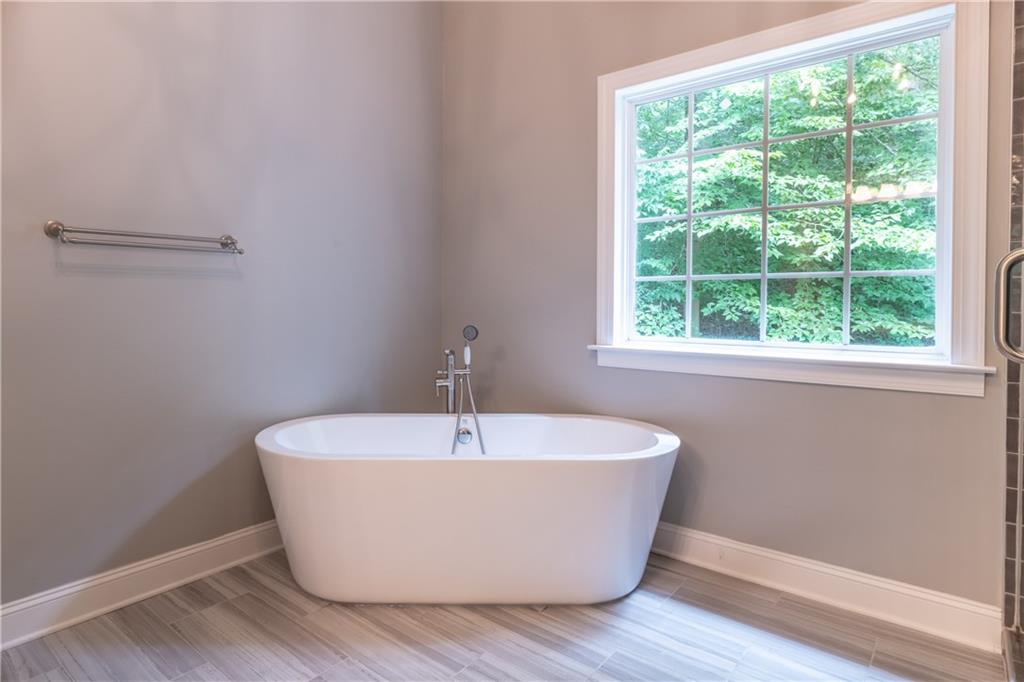 5181 Heather Road Southeast Smyrna, GA 30082 - Photo 14 of 28