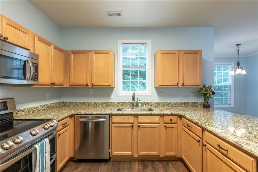 5181 Heather Road Southeast Smyrna, GA 30082 - Photo 4 of 28