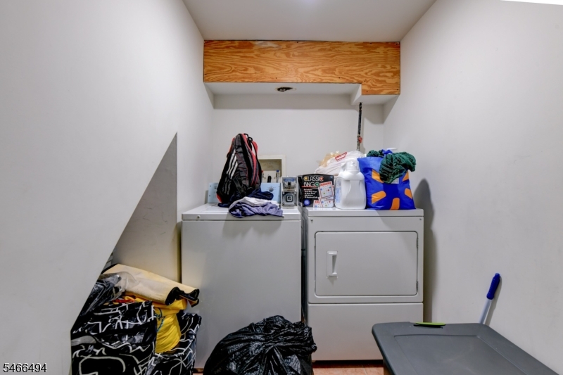 814 Kilsyth Road Elizabeth, NJ 07208 - Photo 20 of 28 Gallery Image 20