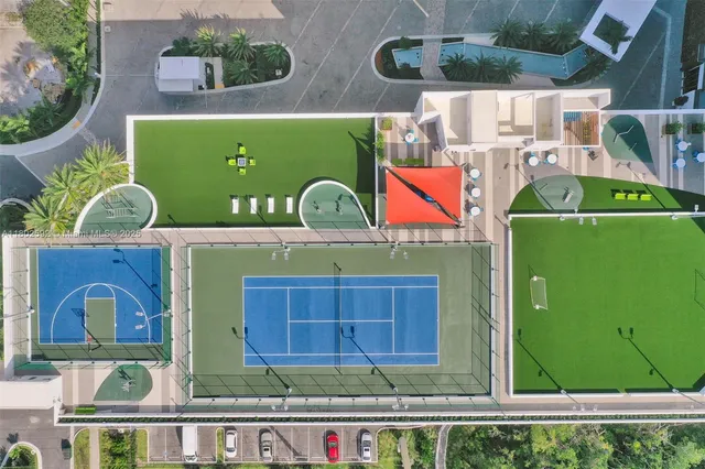 $6,700 | 16385 Biscayne Boulevard, Unit 2715, North Miami Beach, FL 33160