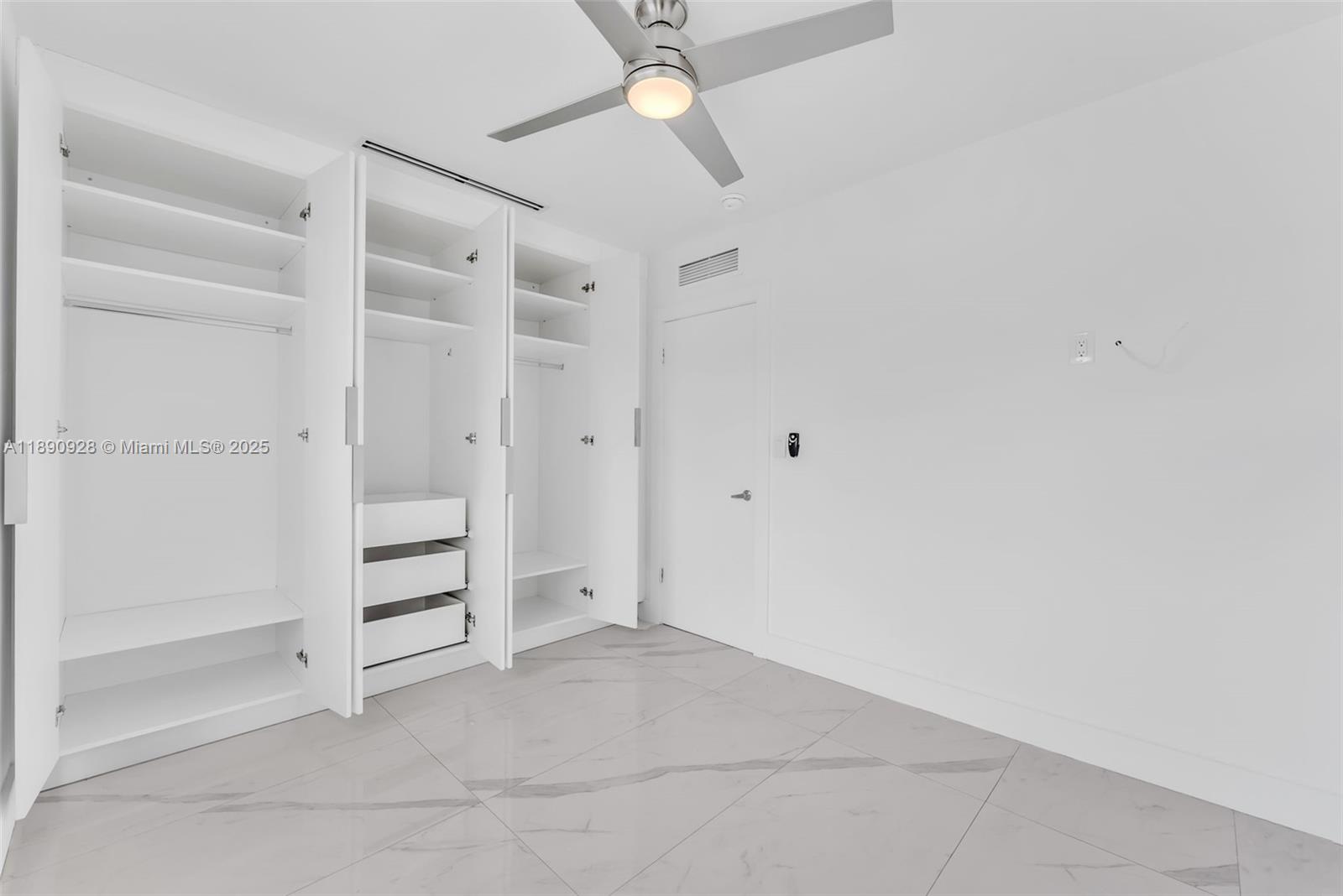 875 East 8th Street Hialeah, FL 33010 - Photo 22 of 36