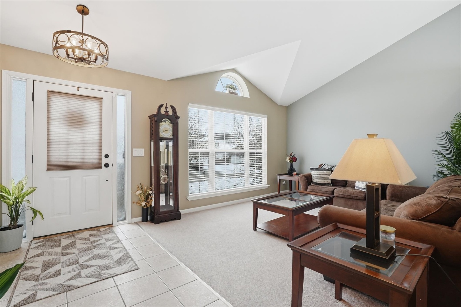 1600 Prairieview Boulevard Bolingbrook, IL 60490 - Photo 11 of 33