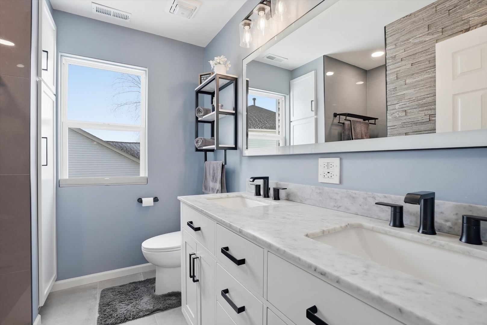 1600 Prairieview Boulevard Bolingbrook, IL 60490 - Photo 23 of 33