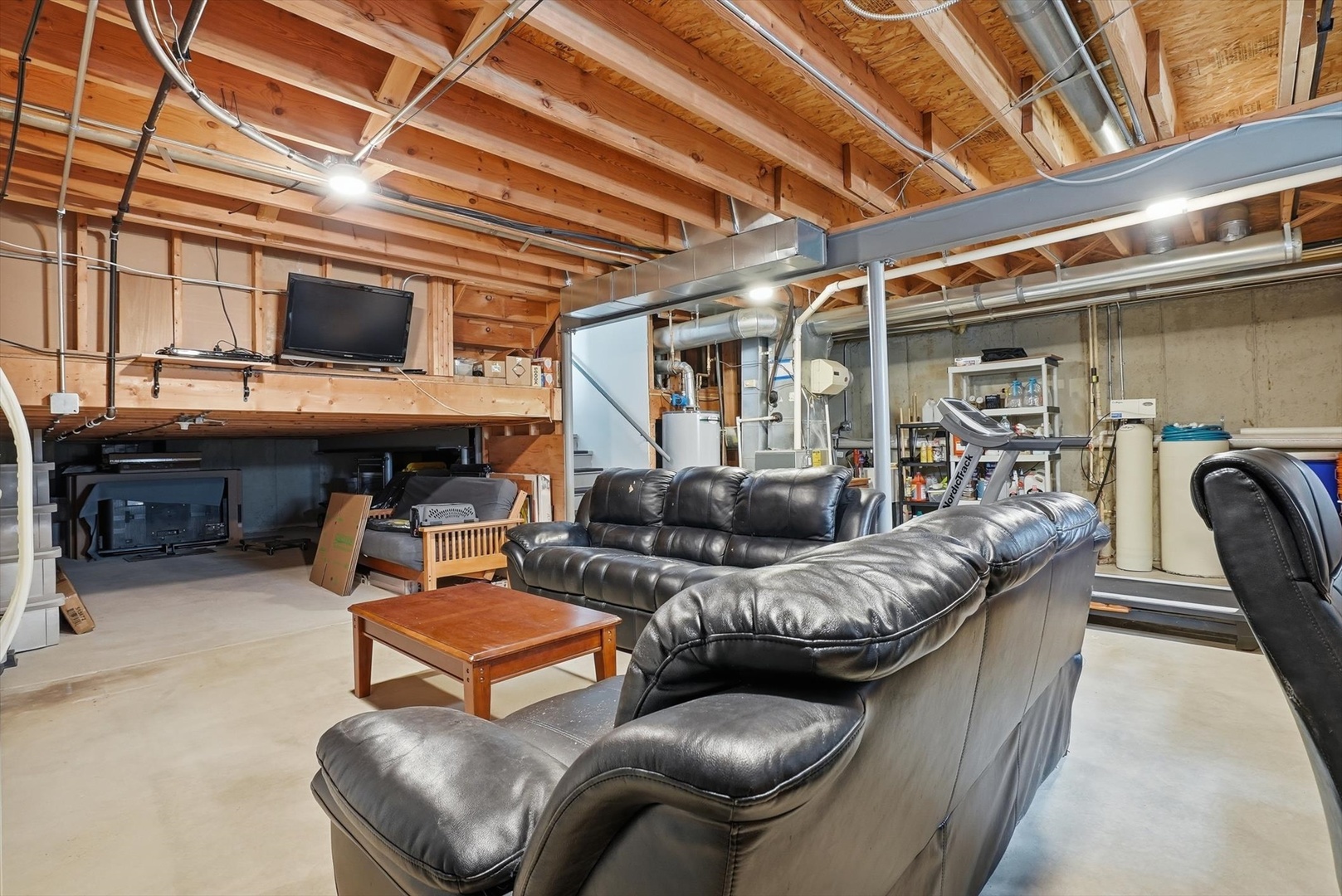 1600 Prairieview Boulevard Bolingbrook, IL 60490 - Photo 28 of 33