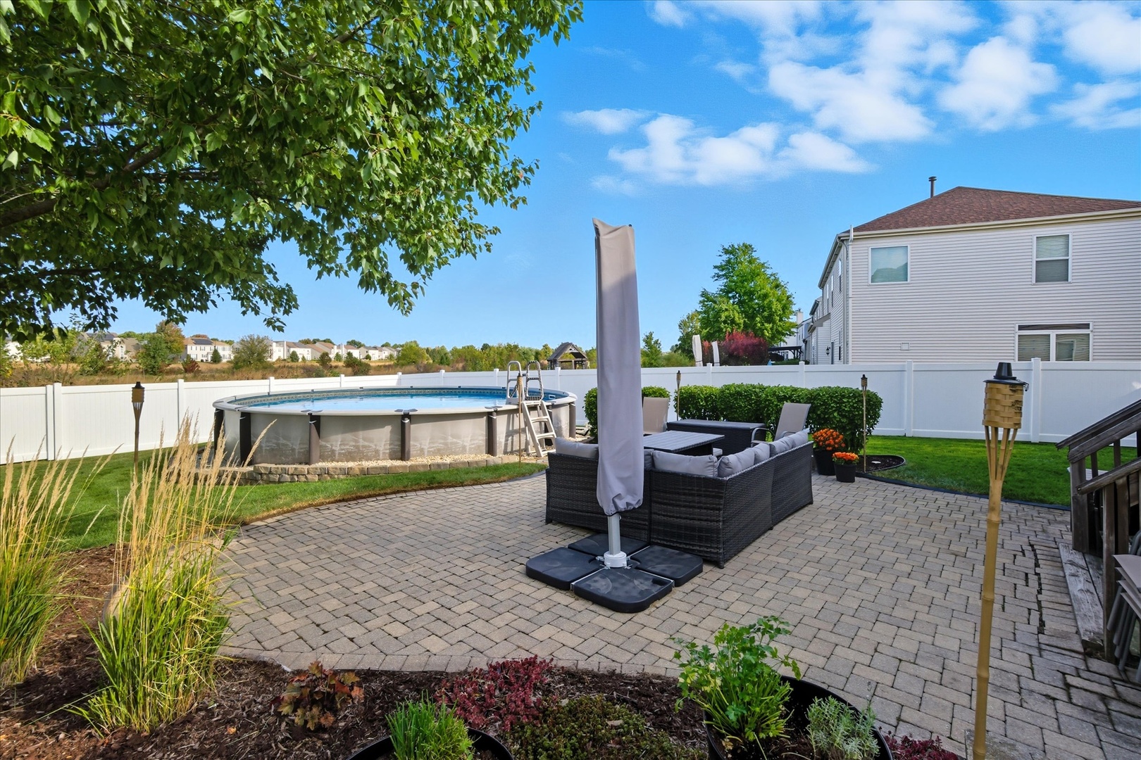 1600 Prairieview Boulevard Bolingbrook, IL 60490 - Photo 8 of 33