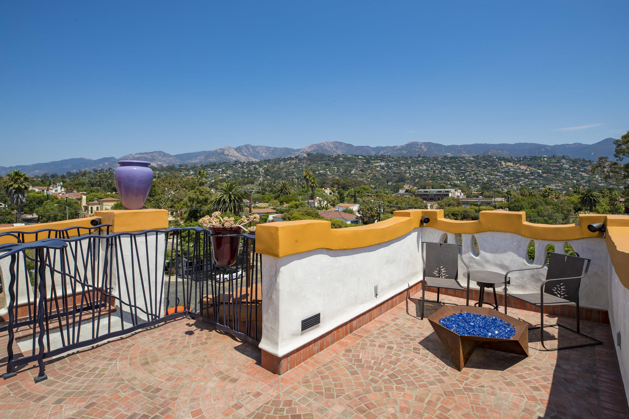 819 Garden Street Santa Barbara, CA 93101 - Photo 9 of 41 a view of a terrace with a lake view