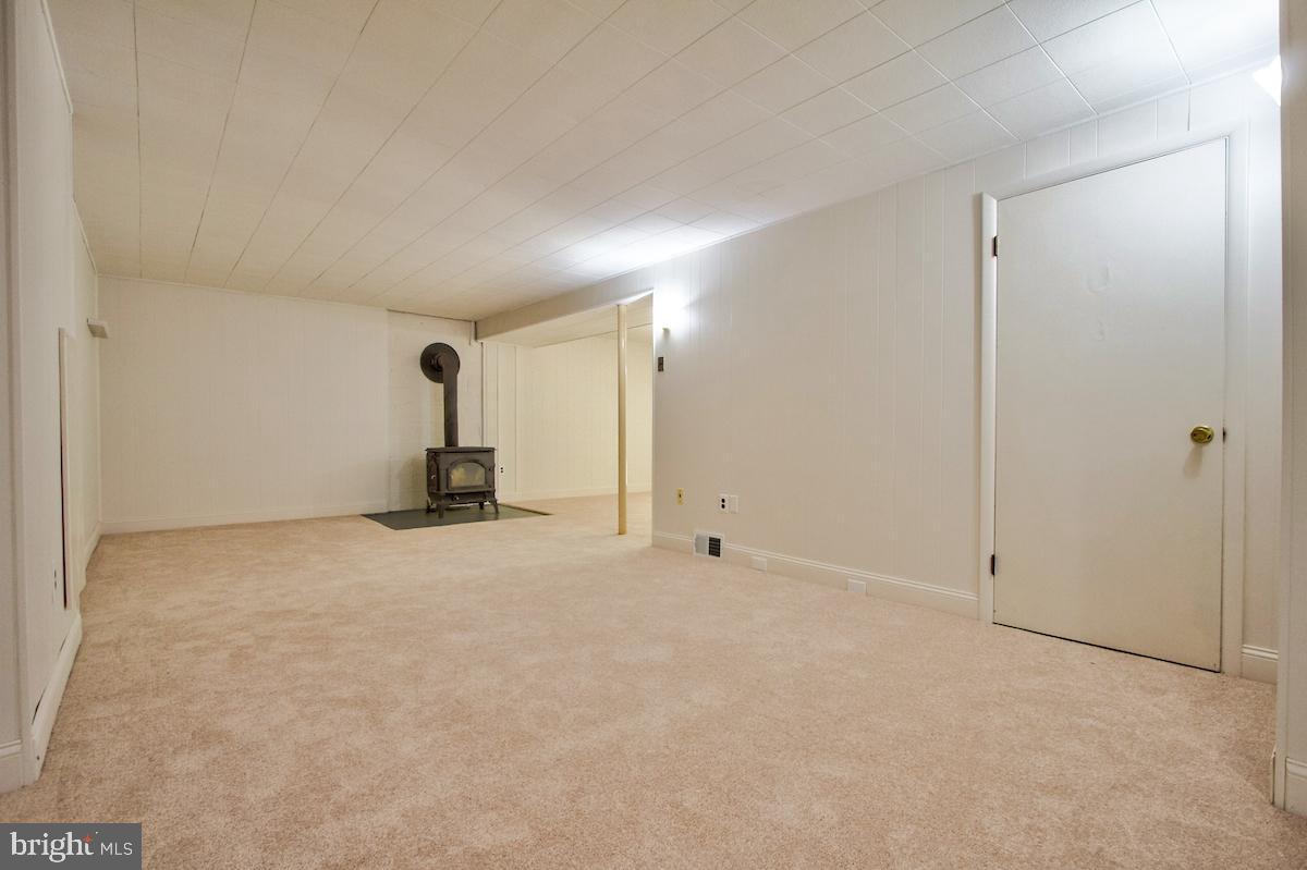 7102 Hadlow Court Springfield, VA 22152 - Photo 20 of 38 Lower Level Rec Room for Relaxing
