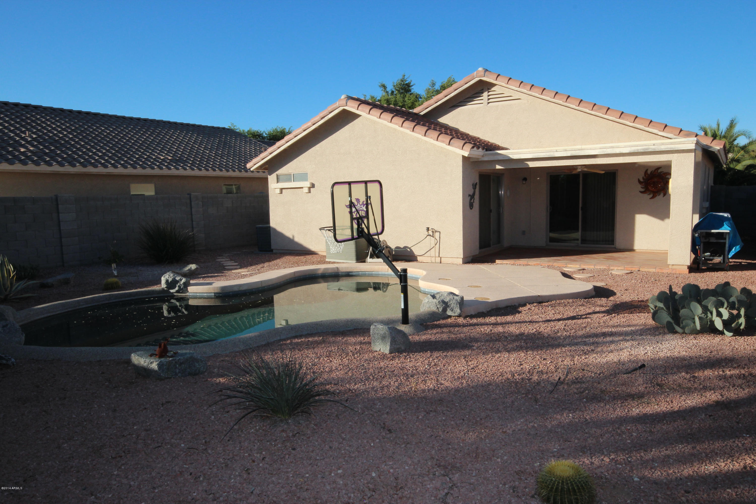 17779 West Calavar Road Surprise, AZ 85388 - Photo 13 of 15 17779 W Calavar 058
