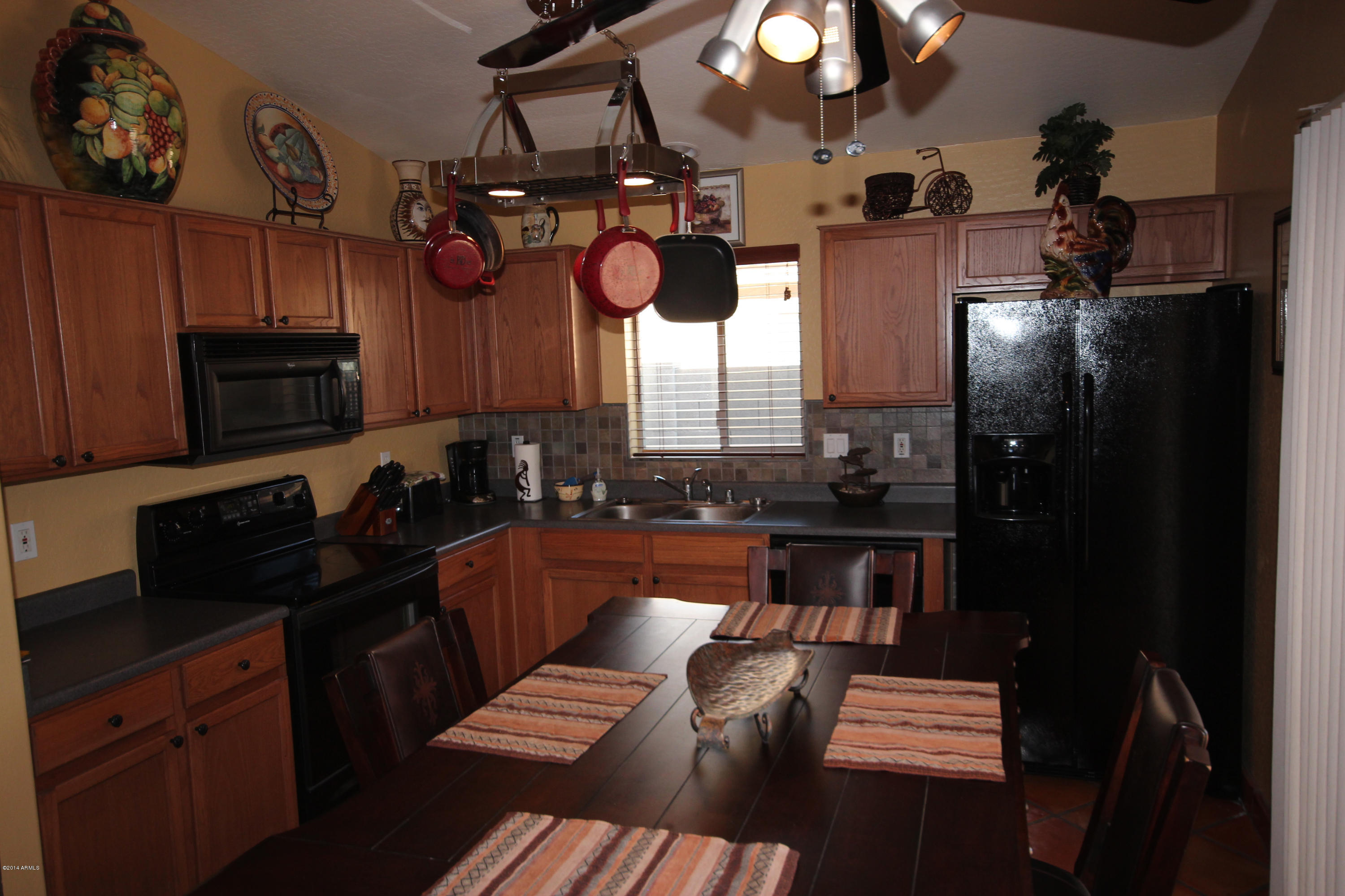 17779 West Calavar Road Surprise, AZ 85388 - Photo 5 of 15 17779 W Calavar 049