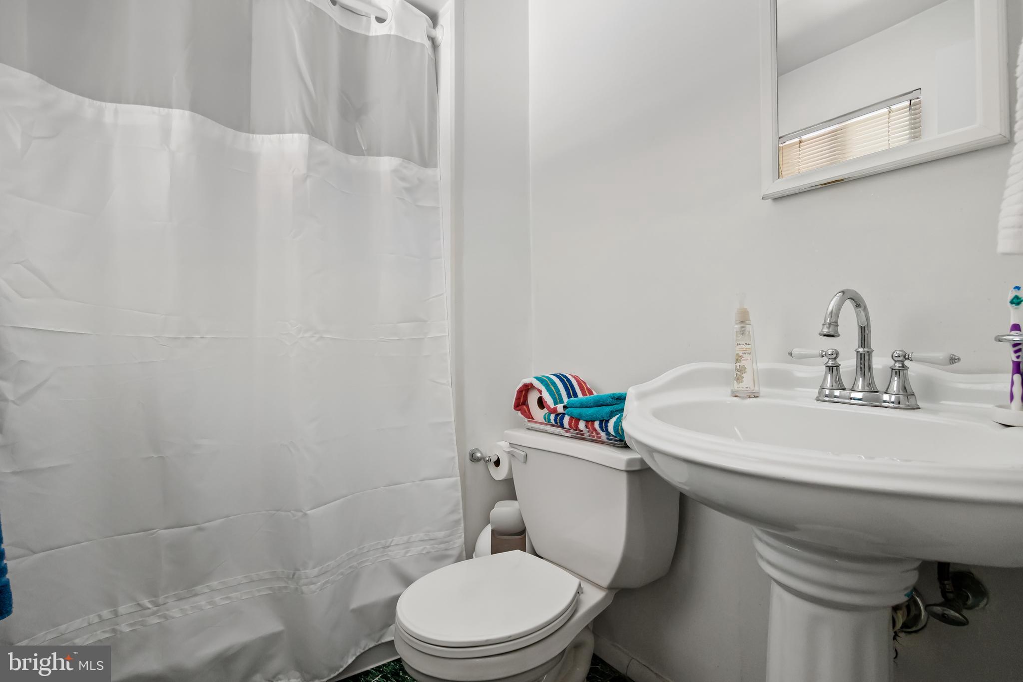 175 Forge Road Delran, NJ 08075 - Photo 20 of 34 Primary Bathroom