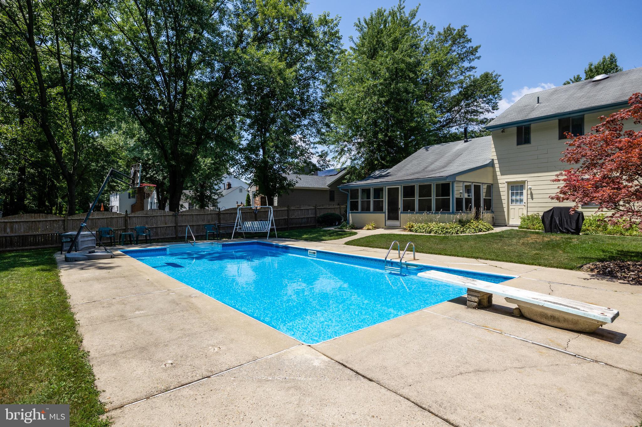 175 Forge Road Delran, NJ 08075 - Photo 32 of 34 In-ground Pool