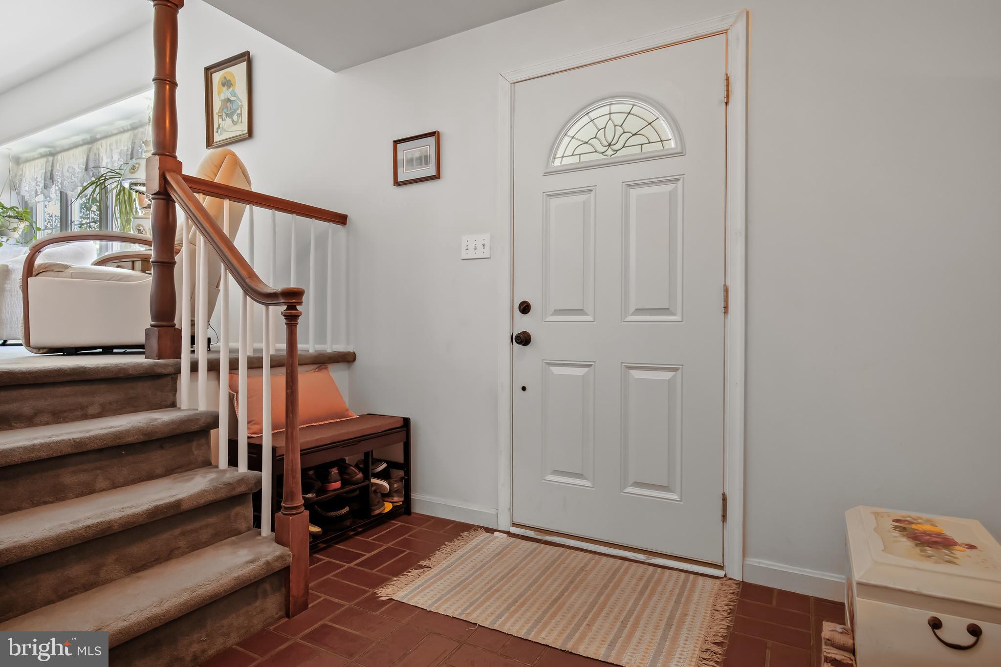175 Forge Road Delran, NJ 08075 - Photo 4 of 34 Foyer