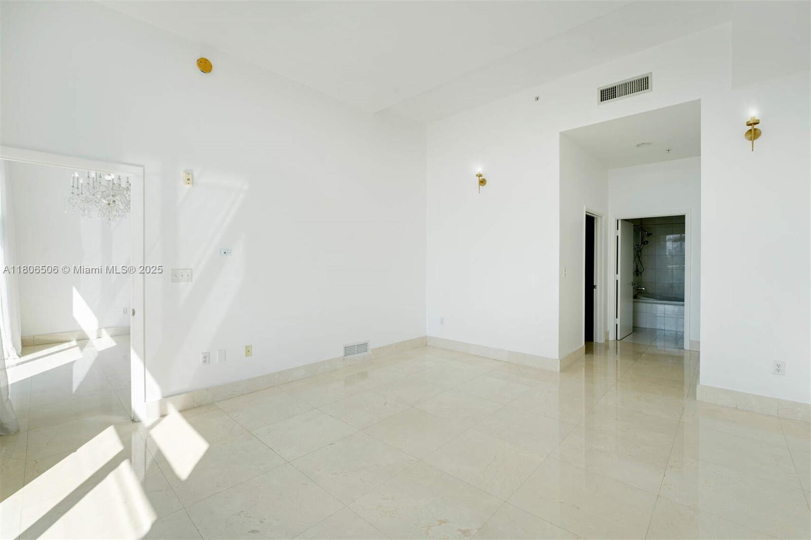2001 Meridian Avenue, Unit 516 Miami Beach, FL 33139 - Photo 9 of 26 a view of an empty room
