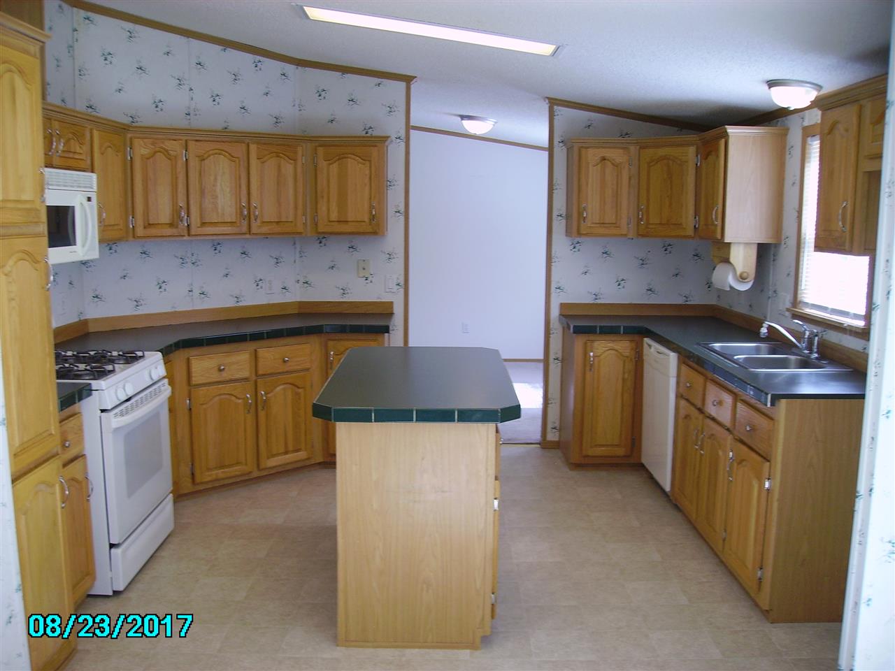 5 Christie Road New Boston, NH 03070 - Photo 7 of 22