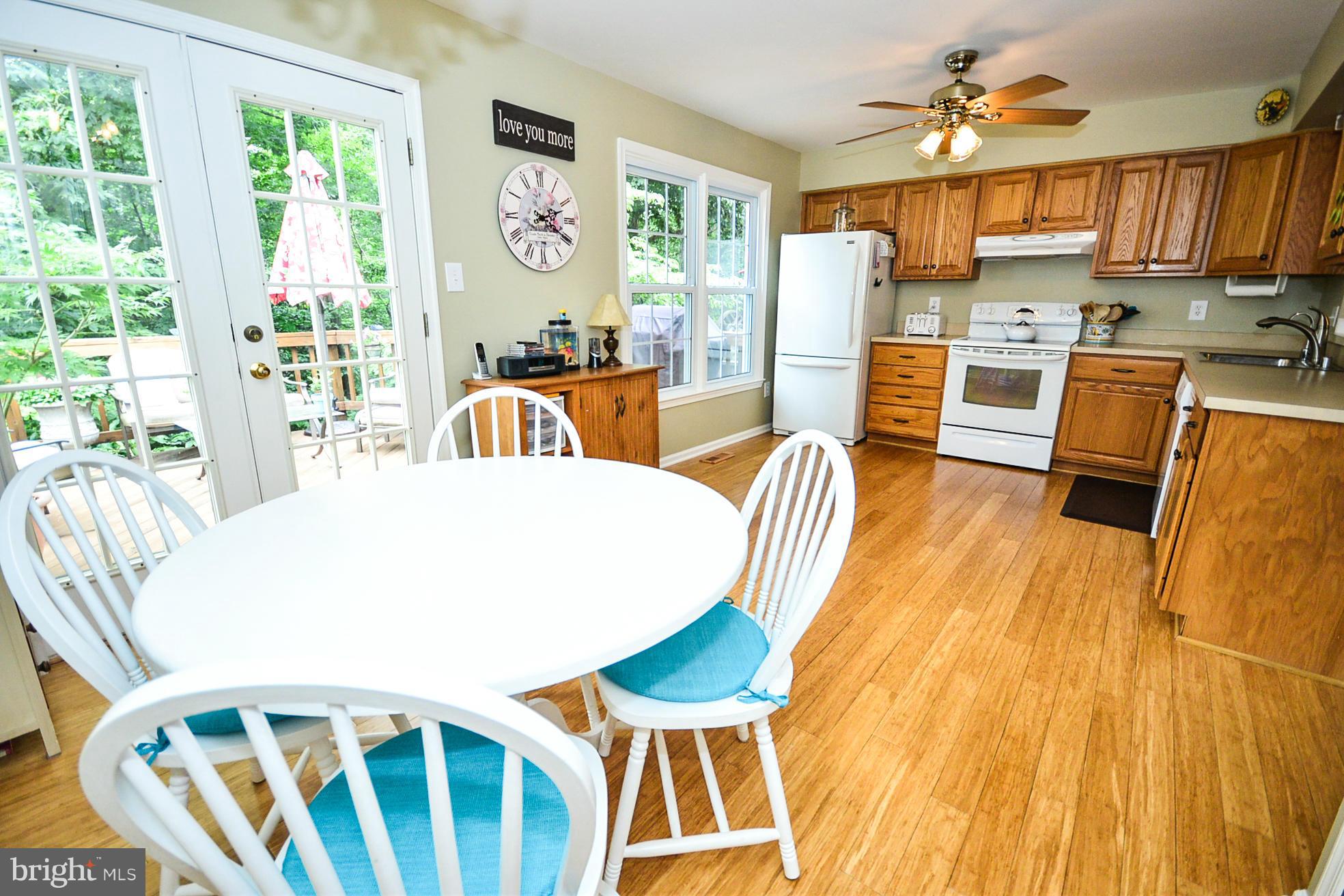 8420 Springfield Oaks Drive Springfield, VA 22153 - Photo 11 of 28 Kitchen