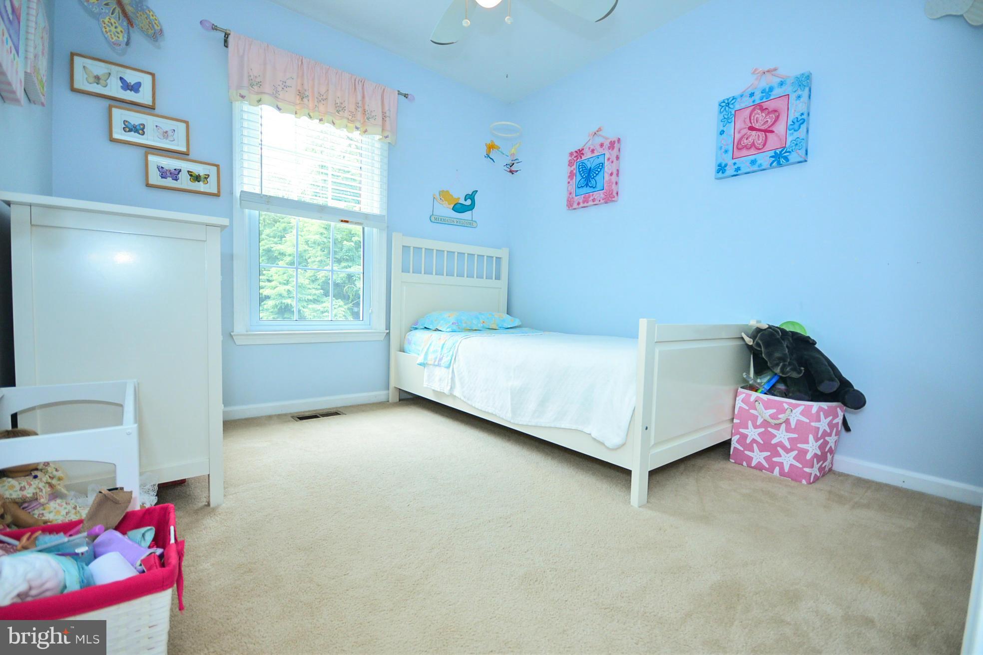 8420 Springfield Oaks Drive Springfield, VA 22153 - Photo 14 of 28 Bedroom