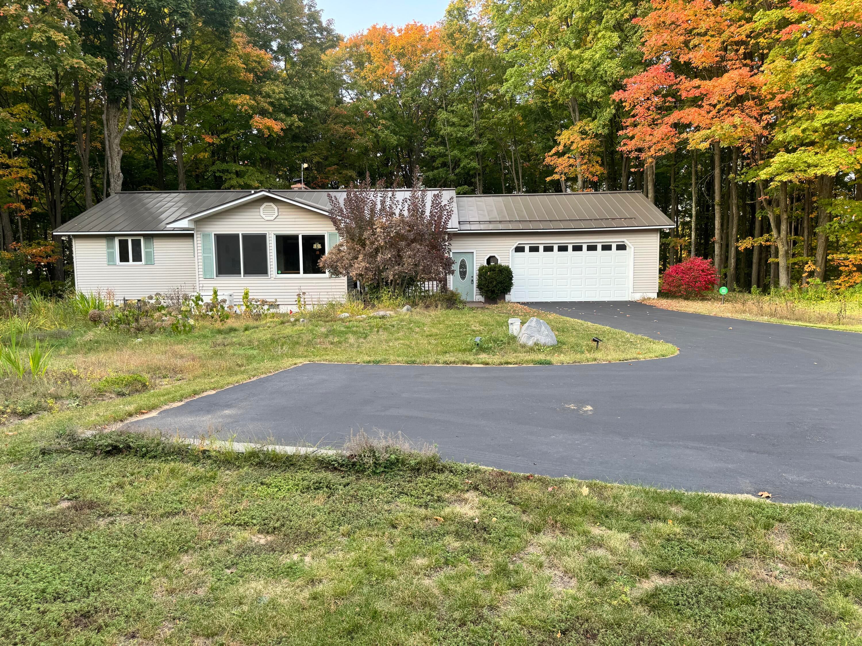 9891 Innis Road Northeast Alden, MI 49612 - Photo 17 of 110 IMG_0241