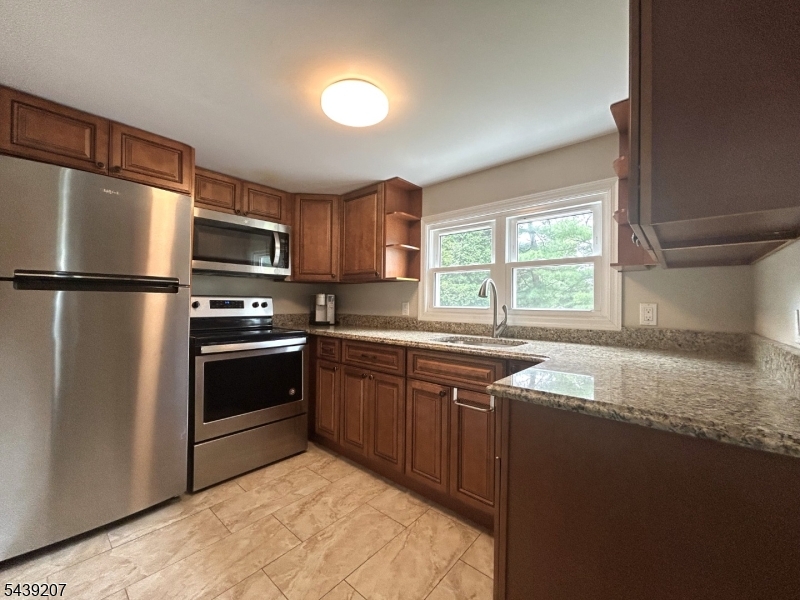 123 Copper Hill Road, Unit A Ringoes, NJ 08551 - Photo 7 of 13