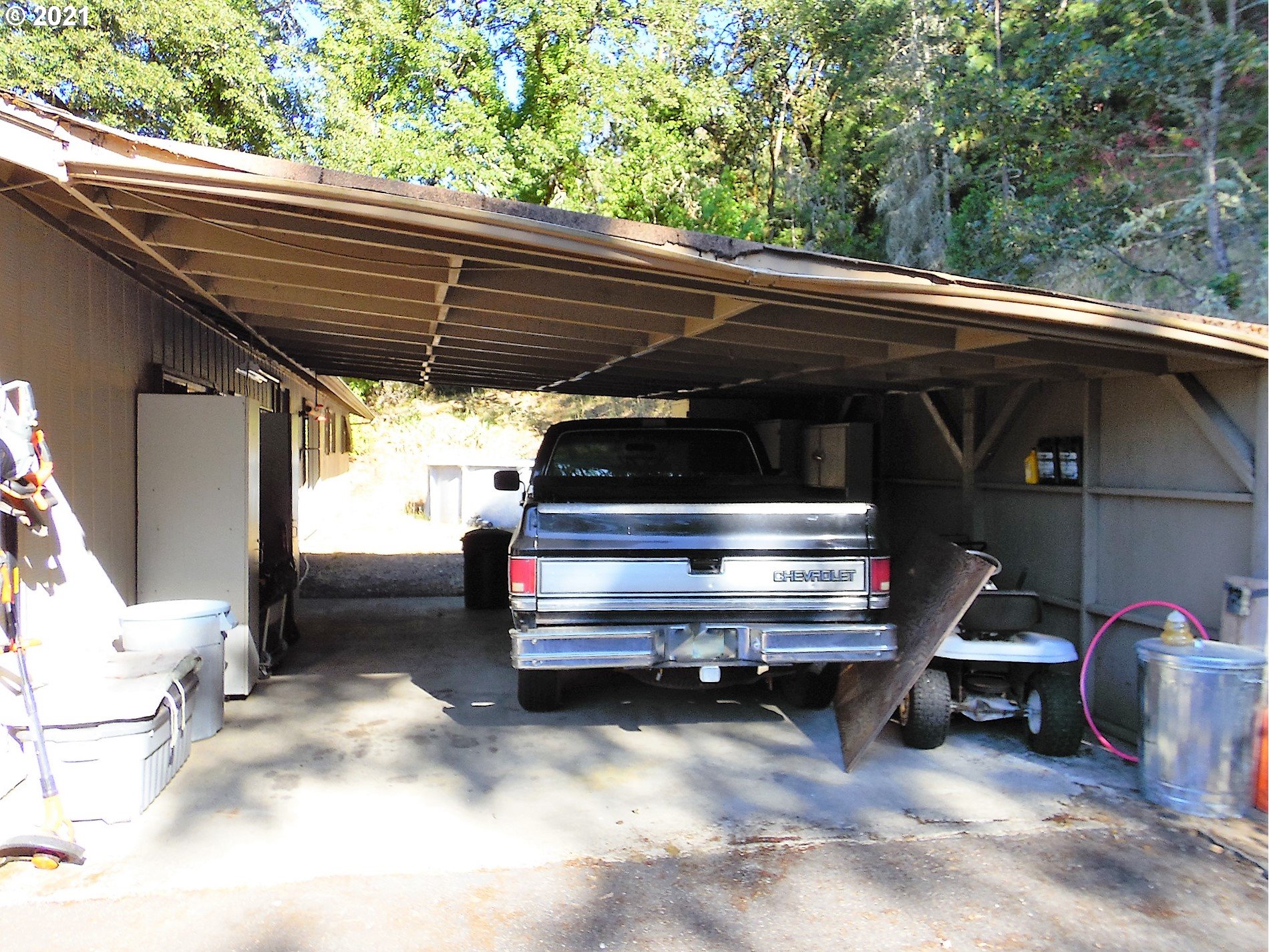 4235 Shoestring Road Riddle, OR 97469 - Photo 26 of 30