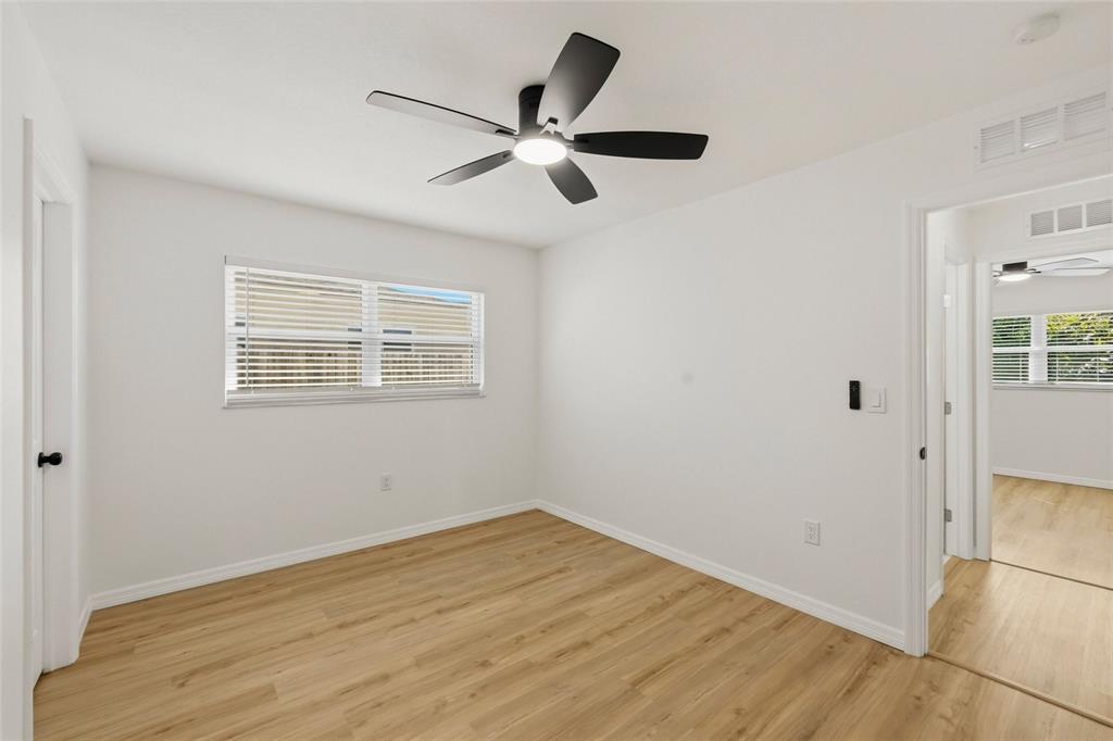 2490 Grove Ridge Drive Palm Harbor, FL 34683 - Photo 18 of 27