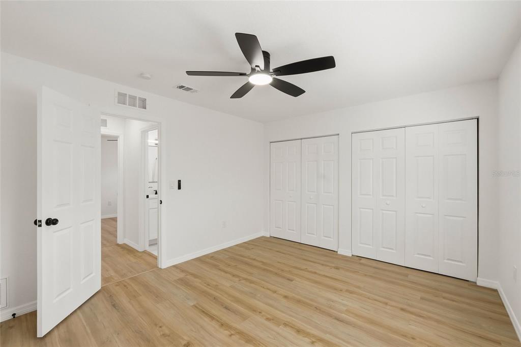 2490 Grove Ridge Drive Palm Harbor, FL 34683 - Photo 21 of 27