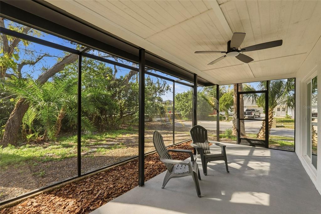 2490 Grove Ridge Drive Palm Harbor, FL 34683 - Photo 23 of 27