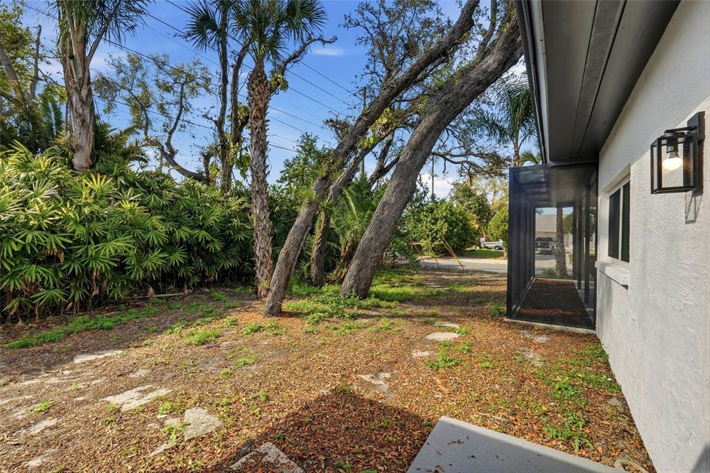 2490 Grove Ridge Drive Palm Harbor, FL 34683 - Photo 24 of 27