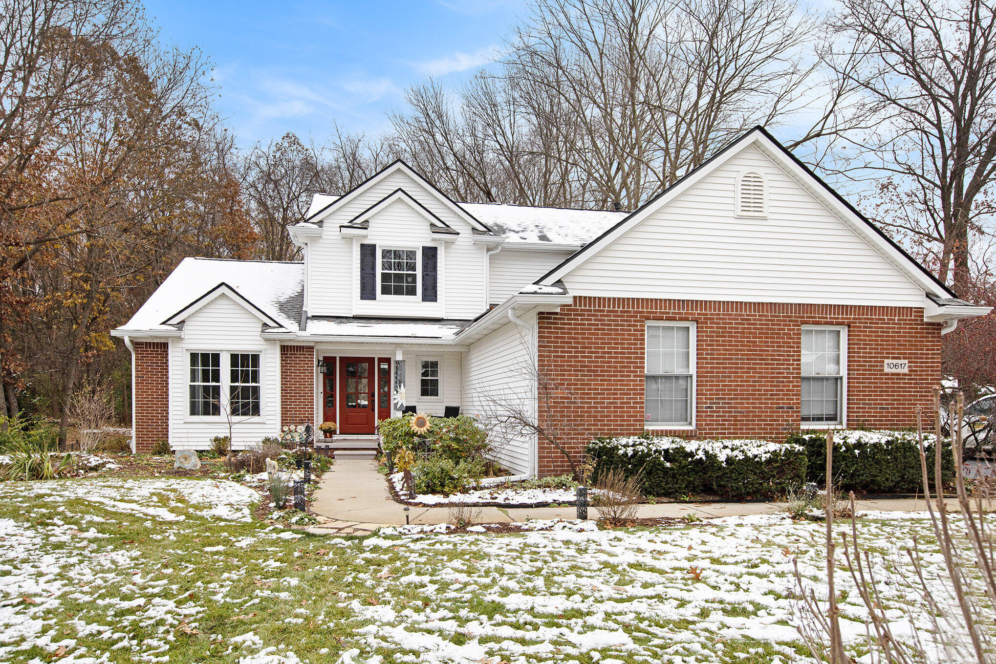 10617 East Splitstone Pinckney, MI 48169 - Photo 1 of 38 003__mg_8568_382