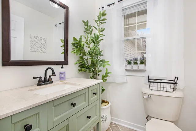 $540,000 | 10617 East Splitstone, Pinckney, MI 48169