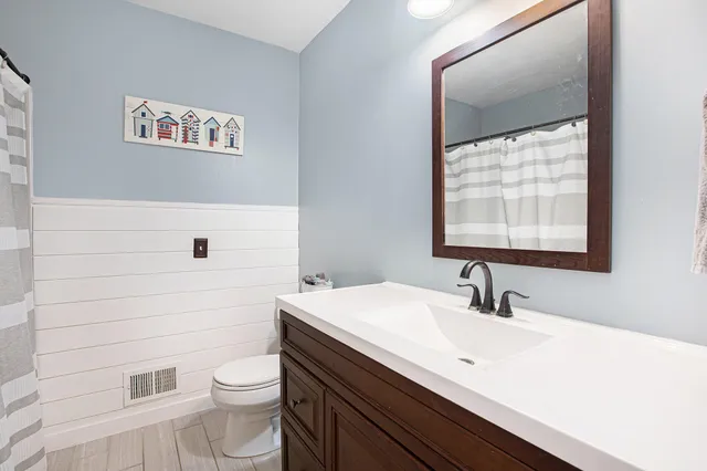 $540,000 | 10617 East Splitstone, Pinckney, MI 48169