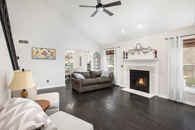 $540,000 | 10617 East Splitstone, Pinckney, MI 48169