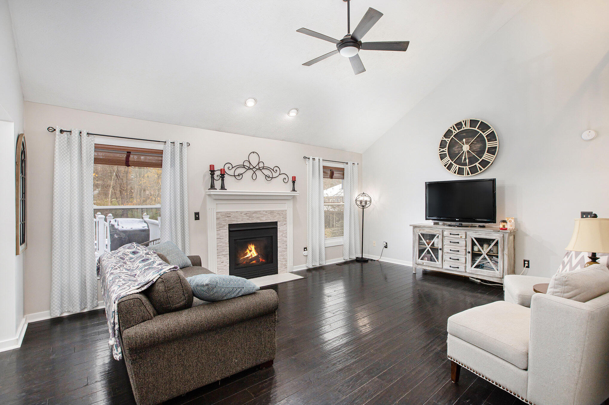 10617 East Splitstone Pinckney, MI 48169 - Photo 7 of 38 008__mg_8491_794