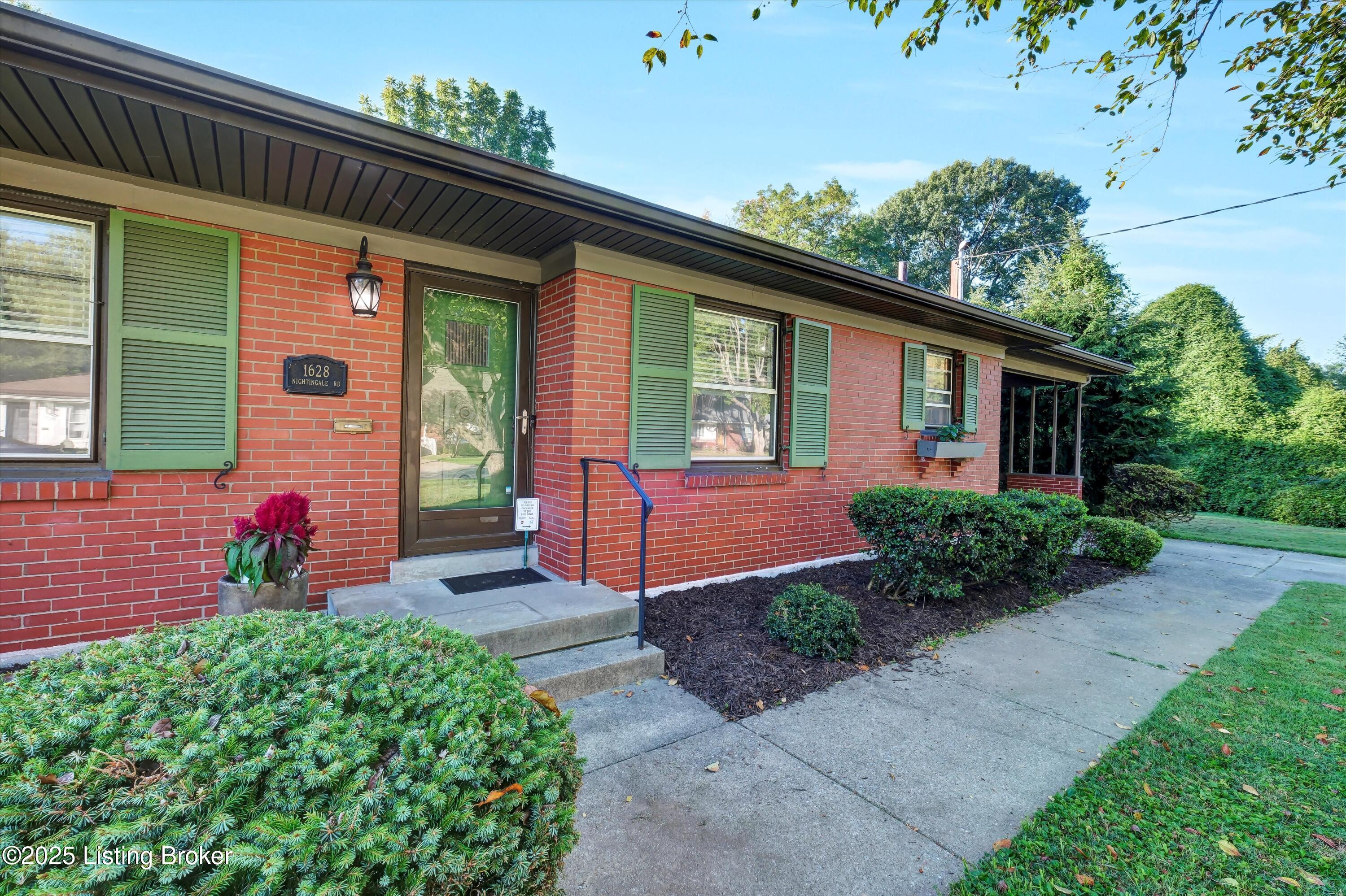 1628 Nightingale Road Louisville, KY 40213 - Photo 4 of 47 08-1628 Nightingale Rd