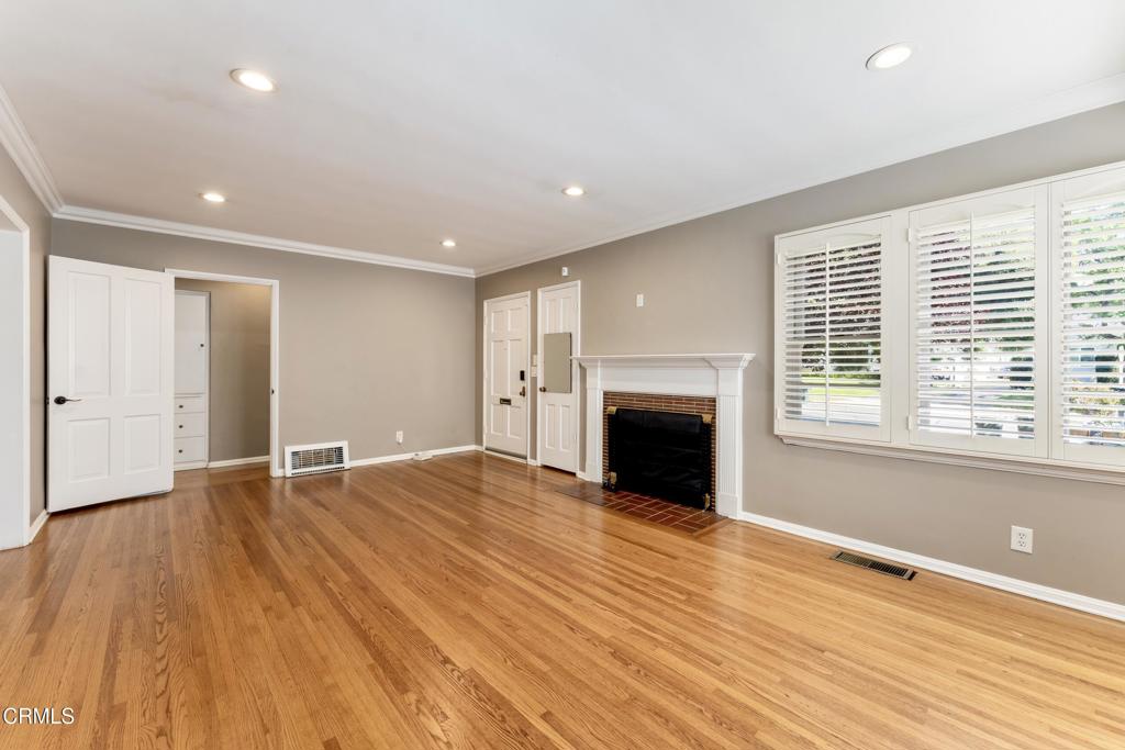 2254 Queensberry Road Pasadena, CA 91104 - Photo 5 of 19 2254 Queensbury_ Low Res 004