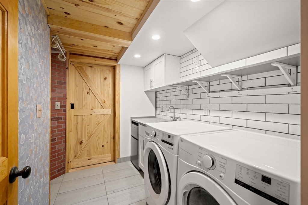 3 Whitman Place Beverly, MA 01915 - Photo 23 of 34 a utility room with dryer and washer